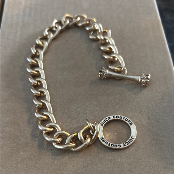 Juicy Couture Gold Bracelet chain link - Picture 2 of 2